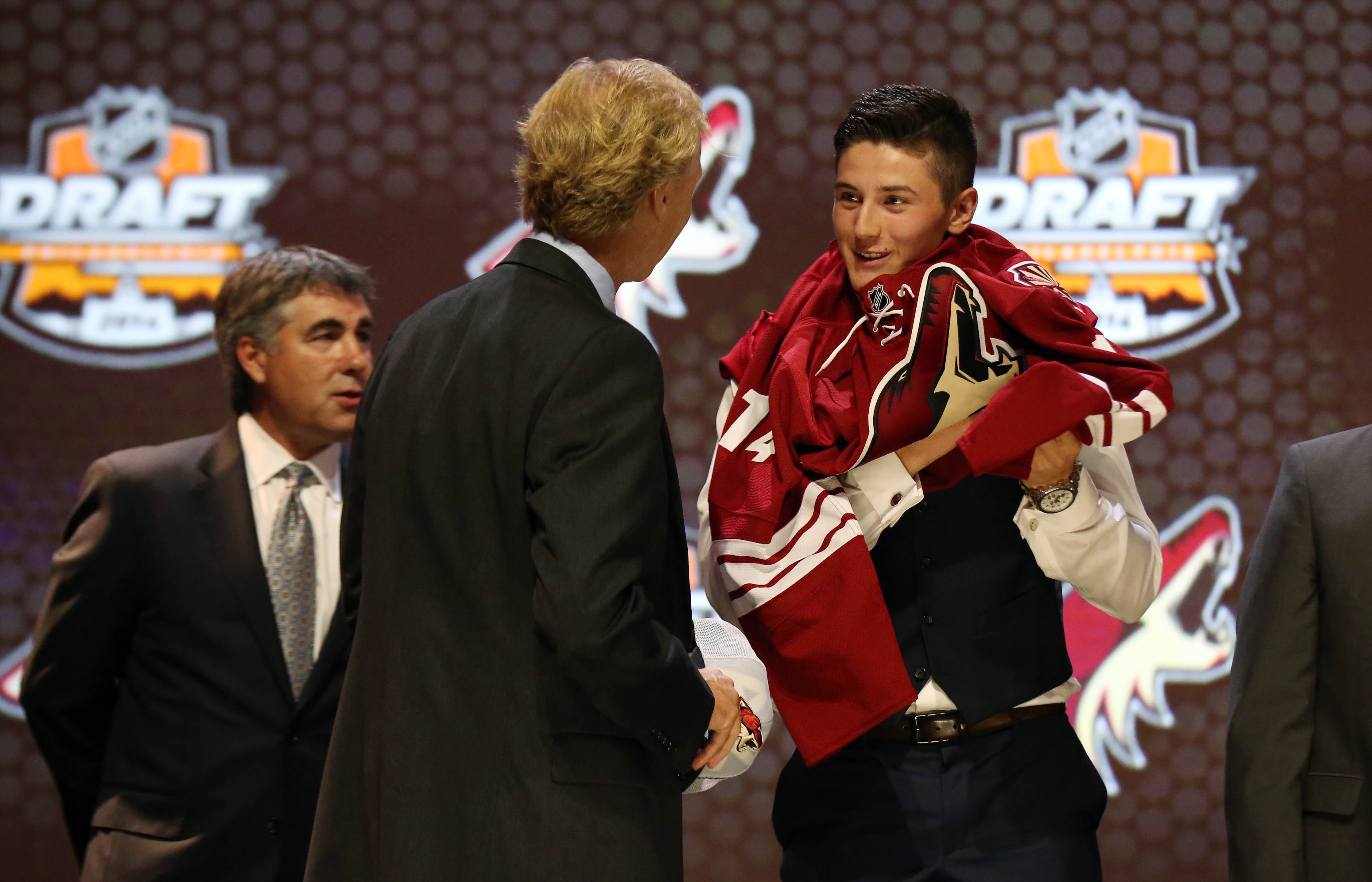 coyotes jersey history